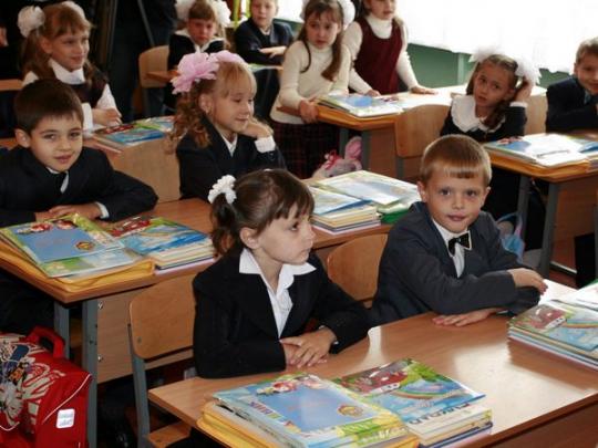 Киевским школьникам могут перенести осенние каникулы 