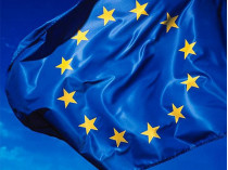 Евросоюз продлил санкции против Клюева, Лукаш и Табачника
