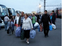 Минсоцполитики поставило на учет 1,58 млн переселенцев из Донбаса и Крыма