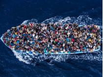 нелегалы Средиземное море