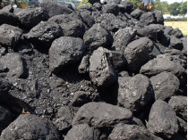 Яценюк заявил, что Украине не хватает угля на зиму