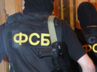 В Крыму ФСБ пришла с обыском к одному из местных лидеров крымских татар