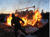 На полигоне под Николаевом сгорели 12 военных палаток