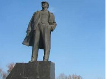  памятник Ленину 