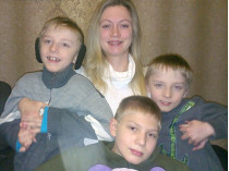 Анна Айвазова с детьми
