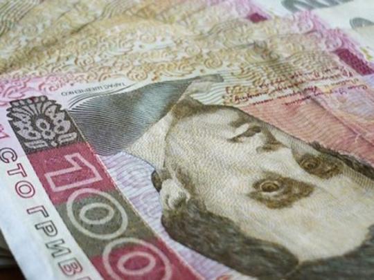 НБУ ослабил курс гривни до 25,89 за доллар и до 29,02 за евро
