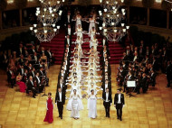 В столице Австрии состоялся знаменитый Венский оперный бал (фото)