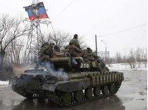 Разведка обнаружила возле Горловки и Донецка танки и САУ боевиков