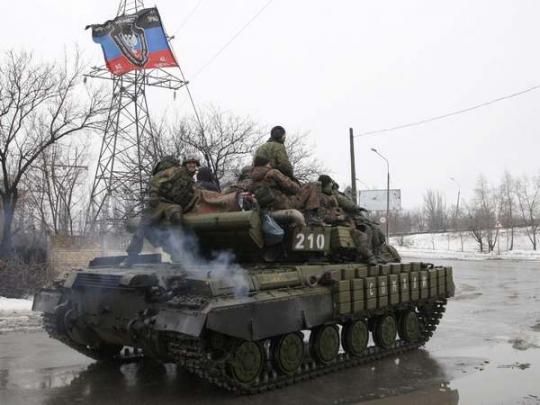 Разведка обнаружила возле Горловки и Донецка танки и САУ боевиков