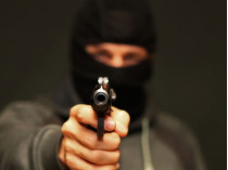 В Запорожье ограбили отделение банка, ведется поиск злоумышленников