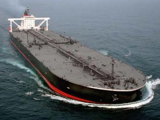 танкер с нефтью из Ирана