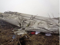 Обломки самолета, разбившегося 24 февраля