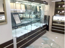 В Запорожье совершено вооруженное ограбление ювелирного магазина