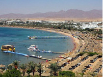 Пляж египетского отеля