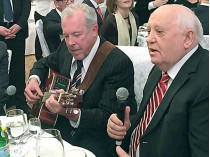 На своем 85-летии Михаил Горбачев спел вместе с Андреем Макаревичем (видео)