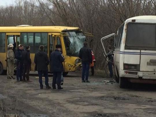 На Львовщине столкнулись два автобуса: более 20 пострадавших