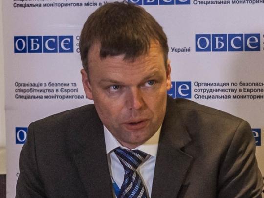 Замглавы мониторинговой миссии ОБСЕ в Украине призвал убрать блокпосты с трассы Донецк — Горловка