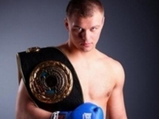 Вячеслав Глазков будет боксировать за звание чемпиона мира IBF c американцем Чарльзом Мартином 
