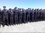 В Запорожье патрульные полицейские приняли присягу на острове Хортица (фото)