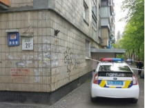 СМИ: в Киеве погиб мужчина, выпав из окна на девятом этаже