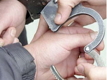 Французская полиция по подозрению в контрабанде наркотиков задержала 10 украинцев