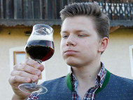 16-летний гимназист из Баварии стал самым молодым дипломированным дегустатором пива в мире (фото)
