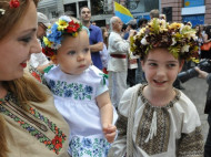 В Одессе прошел Мегамарш вышиванок (фото)