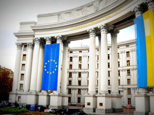 МИД Украины осудил призыв парламента Кипра снять санации против России