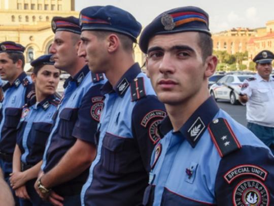 Армянские полицейские