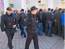 Оккупационные власти Крыма вдвое сократили количество мест для мирных собраний