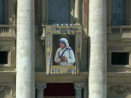 Папа Римский канонизировал мать Терезу (обновлено)