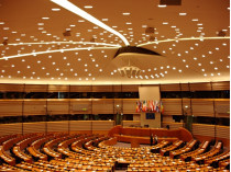 В Европарламенте сделали позитивный доклад по безвизу с Украиной