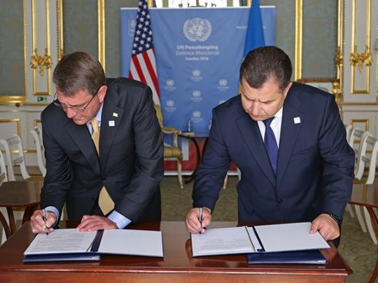 Министры обороны Украины и США подписали договор о сотрудничестве