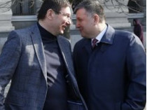 Луценко сообщил о возбуждении уголовного дела против Авакова