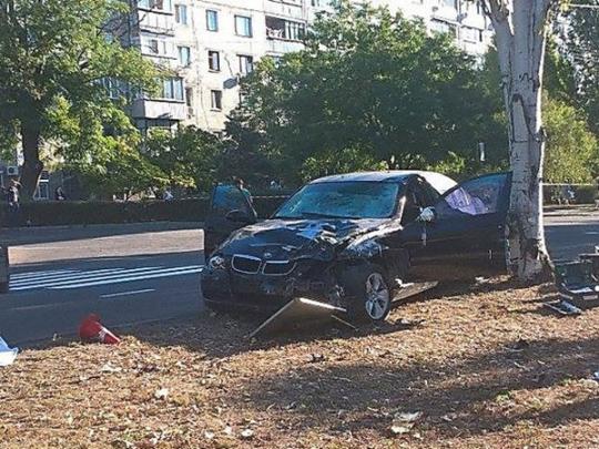 BMW, сбившее дорожников в Николаеве