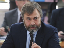 Силовики обыскали офис компании оппозиционного парламентария Вадима Новинского