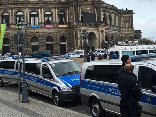 В Дрездене прогремели два взрыва