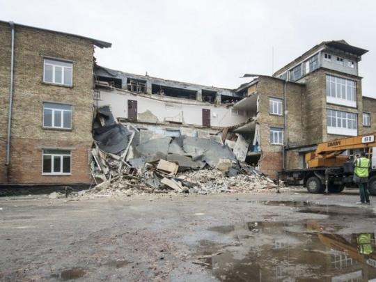 Разрушение школы