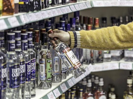 В Киеве вступил в силу запрет на ночную продажу алкоголя