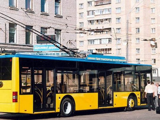 Из столичного аэропорта «Киев» до станции метро «Теремки» пустят троллейбус 