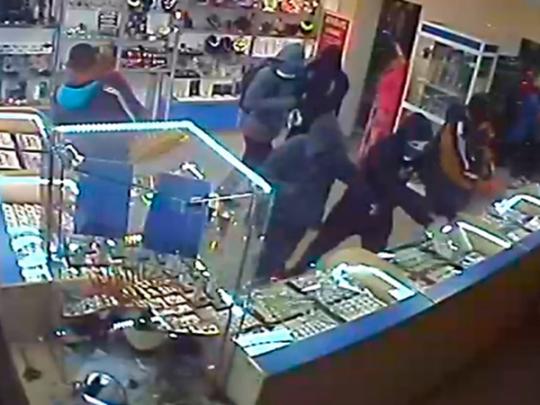 На Житомирщине задержали банду, ограбившую ювелирный магазин