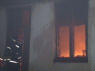 В центре Львова спасатели выводили жителей из горящего дома (фото, видео)