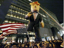 антитрамповская демонстрация в Нью-Йорке