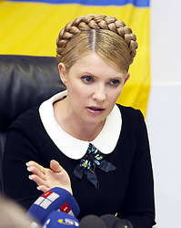 Юлия тимошенко: «для всех учителей украины в следующем году мы планируем повысить заработную плату на 32,5 процента»