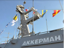 В Одессе украинским ВМС передали два бронированных артиллерийских катера