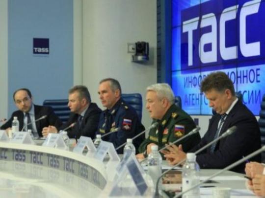 Участники пресс-конференции в Москве