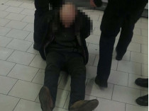 В Львове задержали мужчину, угрожавшего ножом посетителям супермаркета