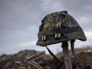 В результате обстрелов боевиков погиб украинский воин, ранена мирная жительница
