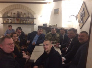 Порошенко и Полторак посетили в Днепре пиццерию, основанную ветеранами АТО (фото)

