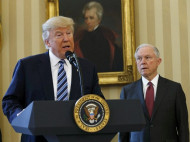 Трамп взбешен - Апелляционный суд оставил в силе отмену миграционного указа президента
